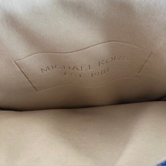 Michael Kors Embossed Royal Blue Padded Tablet Case 10x8 - Picture 4 of 4